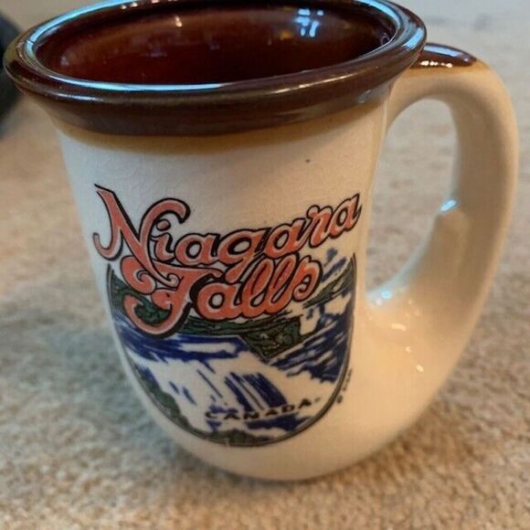 Vintage Niagara Falls Horn Shaped Mug - Picture 1 of 5